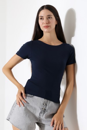 21996 KADIN KAYIK YAKA FULL LYC KOMPAKT PENYE KISA KOL TSHIRT  21996 KADIN KAYIK YAKA FULL LYC KOMPAKT PENYE KISA KOL TSHIRT