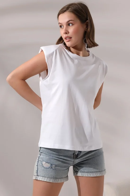 19619 BAYAN ARK PARÇ.OMUZLARI VATKALI KISA KOLU BEDENLE PAMUKLU SALAŞ TSHIRT