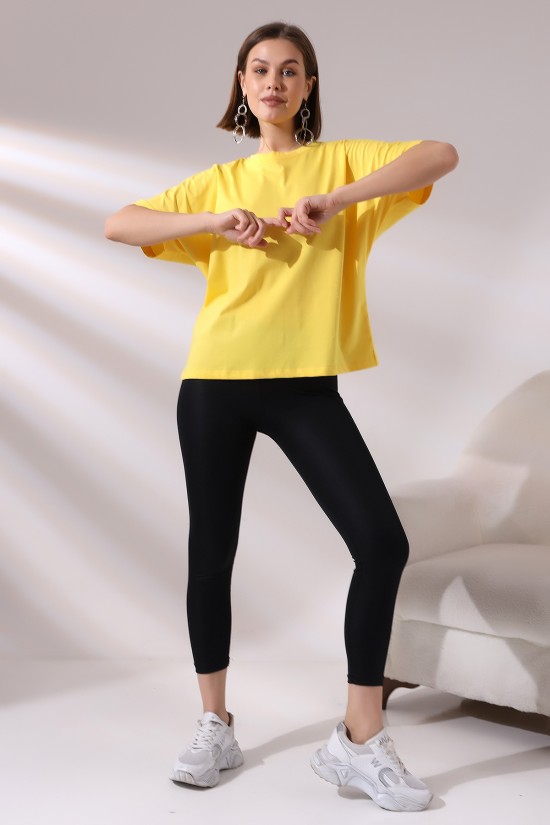 21571 BAYAN KISA KOLU BEDENDE YARASA KOL PAMUKLU SALAŞ TSHIRT 21571 BAYAN KISA KOLU BEDENDE YARASA KOL PAMUKLU SALAŞ TSHIRT