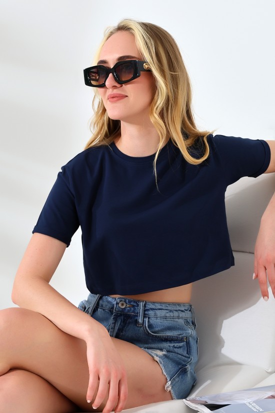 21754  KADIN KISA KOL KATLAMALI FULL LYC COMP.PENYE GENİŞ KISA TSHIRT