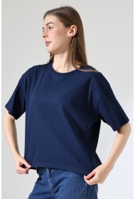 21929 KADIN KISA KOL GENİŞ VE YANLARI YIRTMAÇLI ARKASI OVAL BİSİKLET YAKA TSHIRT 21929 KADIN KISA KOL GENİŞ VE YANLARI YIRTMAÇLI ARKASI OVAL BİSİKLET YAKA TSHIRT