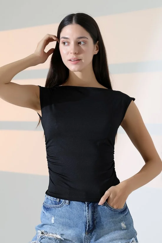 21895  KADIN KAYIK YAKA MİKRO JAPONE  KOL YANLARI BÜZGÜLÜ  TSHIRT 