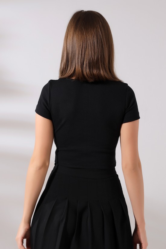 21194 BAYAN BOYDAN PATLI 5 DÜĞMELİ KISA KOL 2X2 PAMUKLU LYC KAŞGORSE CROP TSHIRT 21194 BAYAN BOYDAN PATLI 5 DÜĞMELİ KISA KOL 2X2 PAMUKLU LYC KAŞGORSE CROP TSHIRT