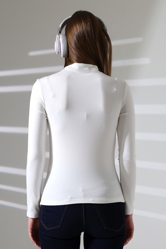 21950 KADIN KENDİLİĞİNDEN DİK YAKA FULL LYC VİSK RİBANA UZUN KOL TSHIRT 21950 KADIN KENDİLİĞİNDEN DİK YAKA FULL LYC VİSK RİBANA UZUN KOL TSHIRT