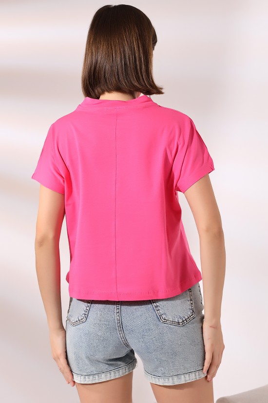 19588 BAYAN DİK YAKA KISA KOLU BEDENDE PAMUKLU KISA TSHIRT