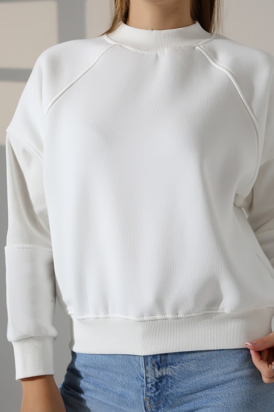 21970 KADIN 3 İP PENYE KOMPAKT ŞARDONLU REGLAN KOL KOLLARI KAŞGORE PARÇALI DİK BİSİKLET YAKA SWEATSHIRT 21970 KADIN 3 İP PENYE KOMPAKT ŞARDONLU REGLAN KOL KOLLARI KAŞGORE PARÇALI DİK BİSİKLET YAKA SWEATSHIRT