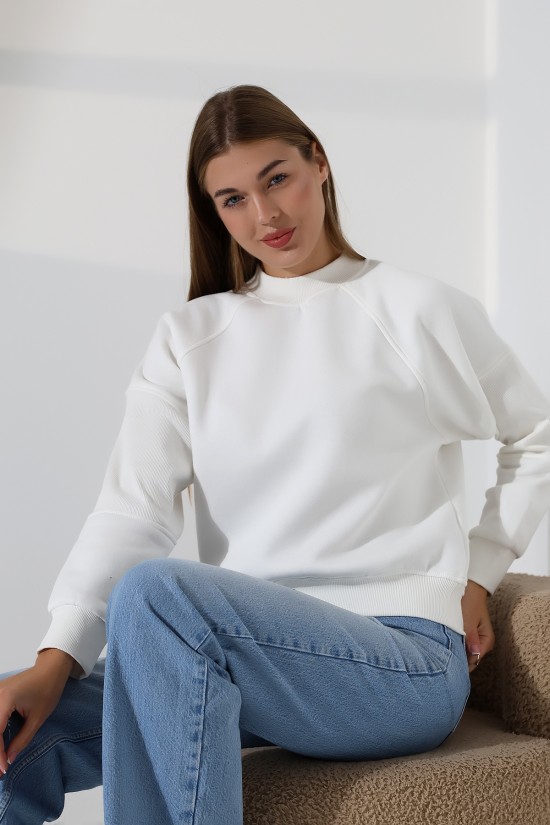 21970 KADIN 3 İP PENYE KOMPAKT ŞARDONLU REGLAN KOL KOLLARI KAŞGORE PARÇALI DİK BİSİKLET YAKA SWEATSHIRT 21970 KADIN 3 İP PENYE KOMPAKT ŞARDONLU REGLAN KOL KOLLARI KAŞGORE PARÇALI DİK BİSİKLET YAKA SWEATSHIRT
