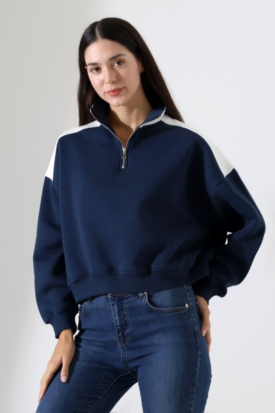 21963 KADIN 3 İP FERMUARLI KAMYONÖR GÖMLEK YAKA OMUZLARI VE YAKA GARNİLİ SALAŞ YANLARI KUPLU GENİŞ SWETSHIRT