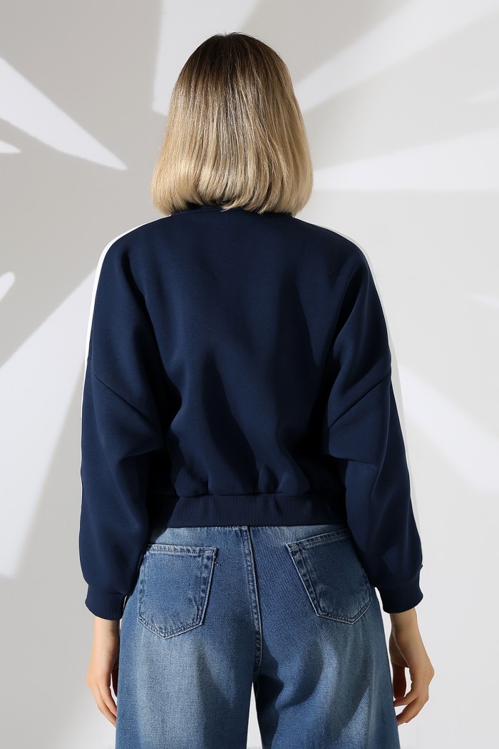 21954  KADIN 3 İP PENYE COMP. ŞARD.KOLLARI MİKROŞERİTLİ BOYDAN METAL FERMUARLI HAKİM YAKA FLOTA CEPLİ GENİŞ SALAŞ SWEATSHIRT 21954  KADIN 3 İP PENYE COMP. ŞARD.KOLLARI MİKROŞERİTLİ BOYDAN METAL FERMUARLI HAKİM YAKA FLOTA CEPLİ GENİŞ SALAŞ SWEATSHIRT