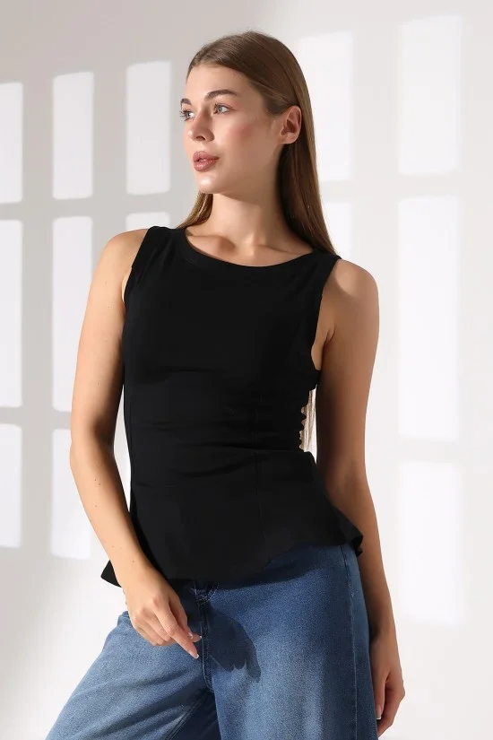 22070 KADIN KAYIK YAKA FULL LYC RİBANA YANLARI KUPLU PARÇALI ETEĞİ VOLANLI KOLSUZ TSHIRT 22070 KADIN KAYIK YAKA FULL LYC RİBANA YANLARI KUPLU PARÇALI ETEĞİ VOLANLI KOLSUZ TSHIRT