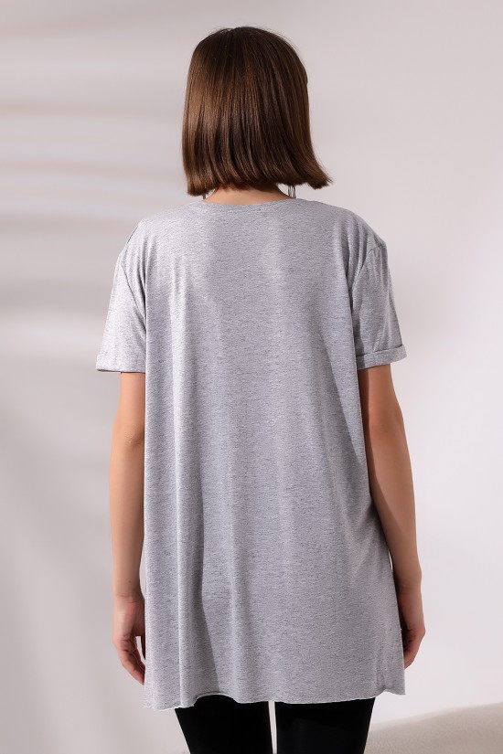 19598 BAYAN KISA KOL KATLAMA. YANL YARI DİKİŞSİZ VE YIRTM.VSK BİSİKLET YAKA TUNİK TSHIRT