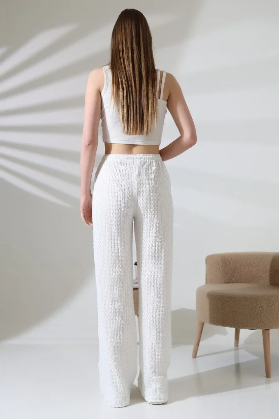 21959 KADIN JAKARLI KUMAŞ CEPLİ İNCE BELLASTİKLİ PAÇASI AÇIK SALAŞ PANTOLON 21959 KADIN JAKARLI KUMAŞ CEPLİ İNCE BELLASTİKLİ PAÇASI AÇIK SALAŞ PANTOLON