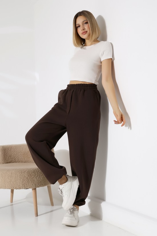 22135 KADIN 3 İP PENYE KOMPAKT ŞARDONLU ARKA TEK CEPLİ ÖNÜ PATLI PAÇASI AÇIK LASTİK AYAR BÜZGÜLÜ EŞOFMAN PANTOLON 