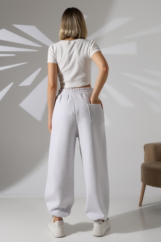 22135 KADIN 3 İP PENYE KOMPAKT ŞARDONLU ARKA TEK CEPLİ ÖNÜ PATLI PAÇASI AÇIK LASTİK AYAR BÜZGÜLÜ EŞOFMAN PANTOLON 