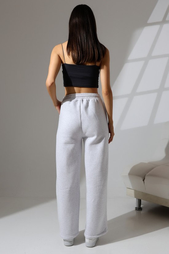 21776 KADIN 3 İP PENYE KOMPAKT ŞARDONLU CEPLİ PAÇASI AÇIK EŞOFMAN PANTOLON 21776 KADIN 3 İP PENYE KOMPAKT ŞARDONLU CEPLİ PAÇASI AÇIK EŞOFMAN PANTOLON