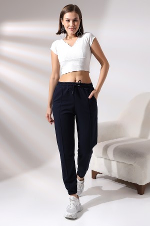 21304  KADIN CEPLİ ÖNÜ ÇIMALI PAÇASI LAST.GENİŞ 2 İP PANTOLON  21304  KADIN CEPLİ ÖNÜ ÇIMALI PAÇASI LAST.GENİŞ 2 İP PANTOLON