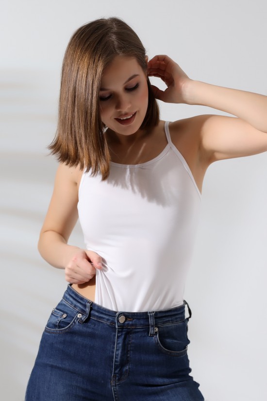 20427 KADIN İP ASKILI ALTI KÜLOTLU VE ÇITÇITLI ATLET 20427 KADIN İP ASKILI ALTI KÜLOTLU VE ÇITÇITLI ATLET