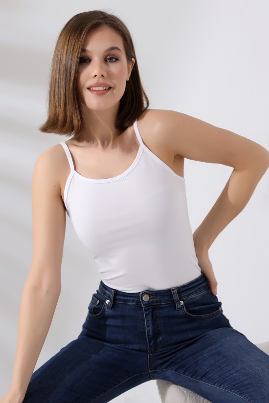 20427 KADIN İP ASKILI ALTI KÜLOTLU VE ÇITÇITLI ATLET 20427 KADIN İP ASKILI ALTI KÜLOTLU VE ÇITÇITLI ATLET