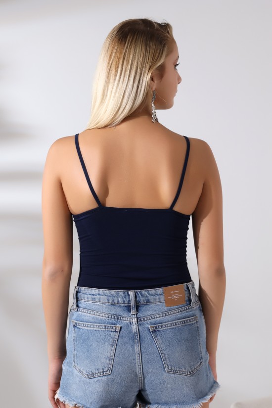 20427 BAYAN İP ASKILI ALTI KÜLOTLU VE ÇITÇITLI ATLET 