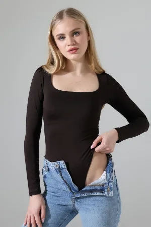 21940 KADIN FULL LYC MİKRO TULUM KARE YAKA UZUN KOL  ALTI KÜLOTLU VE ÇITÇITLI TSHIRT 