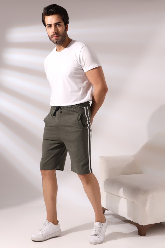 19630 ERKEK FLOTA CEPLİ YANLARI ÇİFT ŞERİTLİ ŞORT 19630 ERKEK FLOTA CEPLİ YANLARI ÇİFT ŞERİTLİ ŞORT