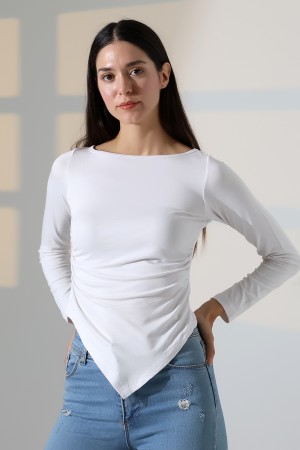 22017 KADIN KAYIK YAKA UZUN KOL YANLARI BÜZGÜLÜ VE ÖNÜ ASİMETRİK KESİMLİ  BLUZ  22017 KADIN KAYIK YAKA UZUN KOL YANLARI BÜZGÜLÜ VE ÖNÜ ASİMETRİK KESİMLİ  BLUZ