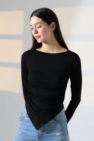 22017 KADIN KAYIK YAKA UZUN KOL YANLARI BÜZGÜLÜ VE ÖNÜ ASİMETRİK KESİMLİ  BLUZ 